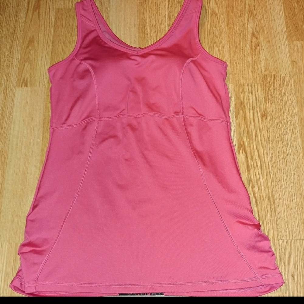Gaiam yoga top